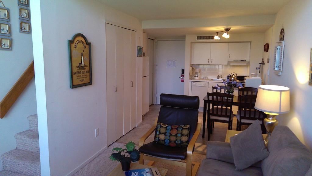 Отель Montauk Manor Номер фото A typical apartment at the complex